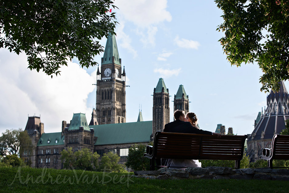 Ottawa Courtyard Wedding (18)