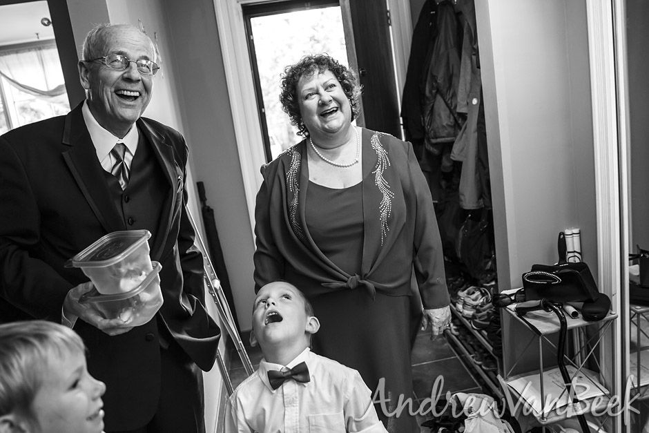 Ottawa Courtyard Wedding (8)