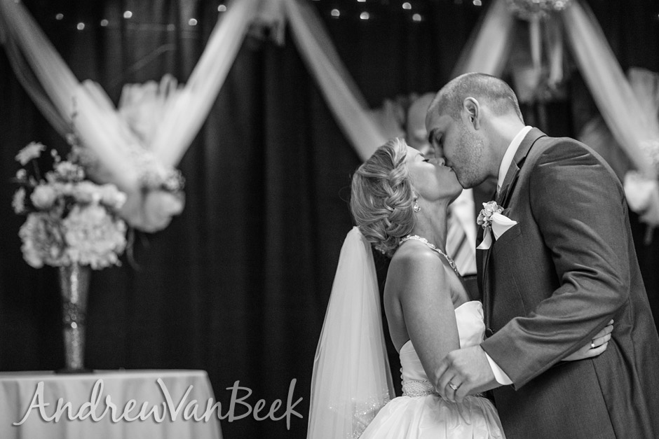 Minto Suites Ottawa Wedding (8)