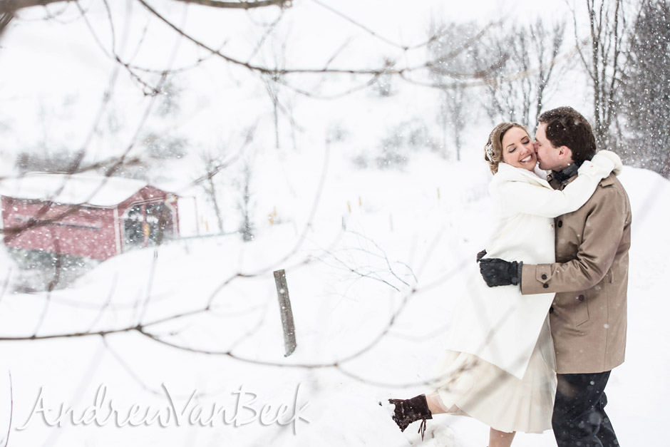 Le Nordique Chelsea Winter Wedding (19)